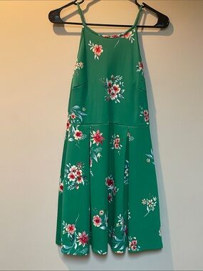 Soprano Green Floral Spaghetti Strap Dress